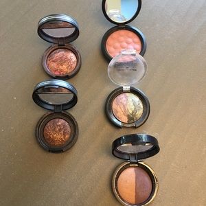 Laura Geller set of 4 eye shadows/1 blush